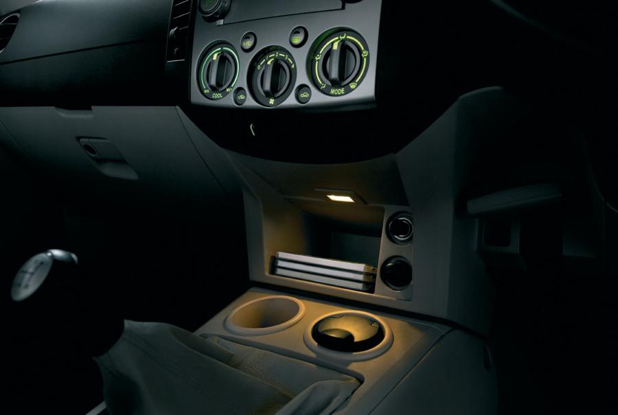  Mazda BT-50 2006 года  (фото 14 из 98)